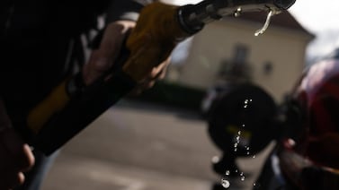 Reservas semanales de petróleo de Estados Unidos registran marcada caída
