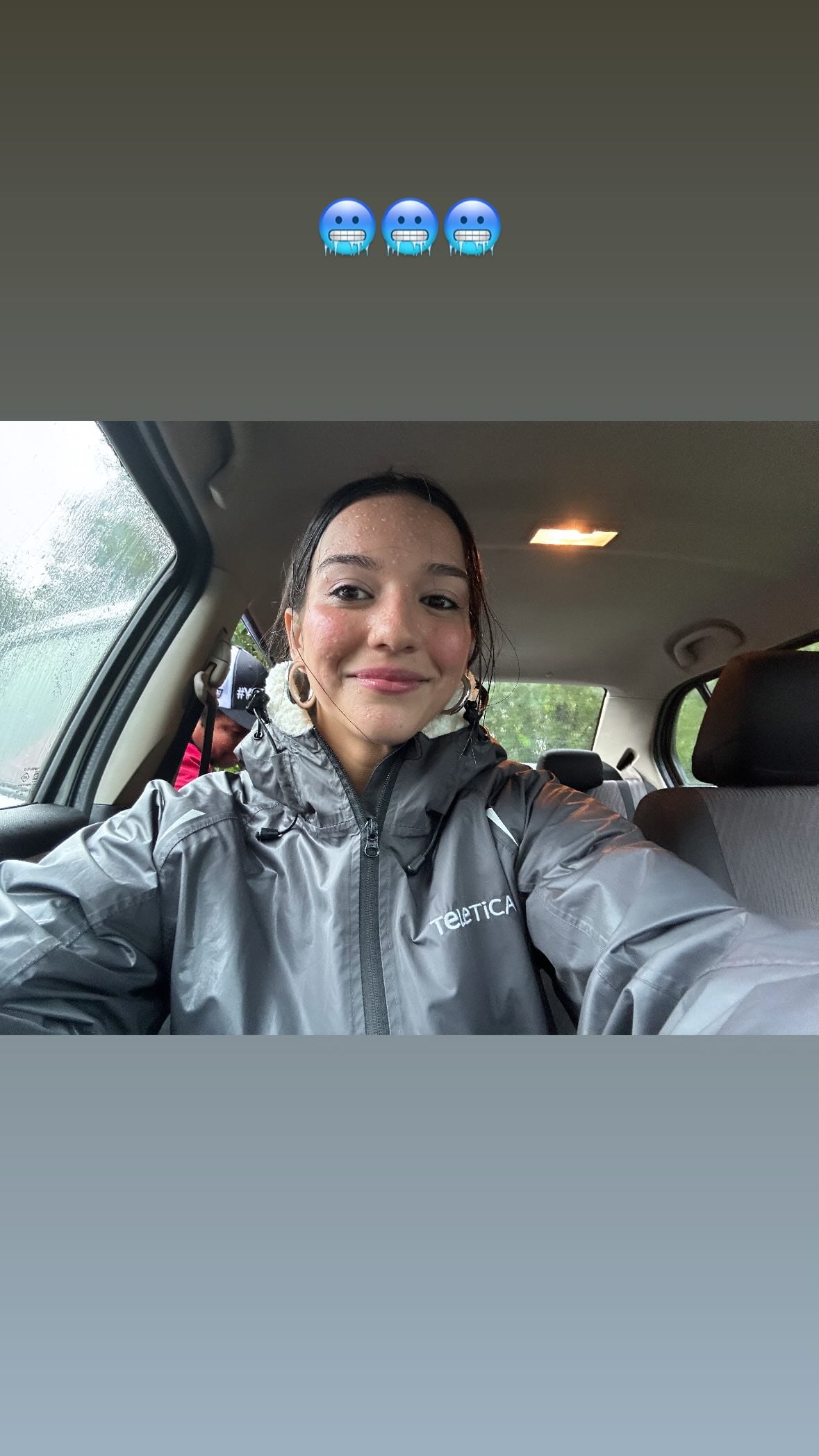 La periodista de Teletica María Jesús Rodríguez mostró cómo quedó su rostro luego de la cobertura de este martes.