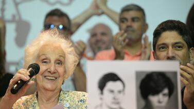 Abuelas de Plaza de Mayo hallan al nieto 138 robado en la dictadura argentina