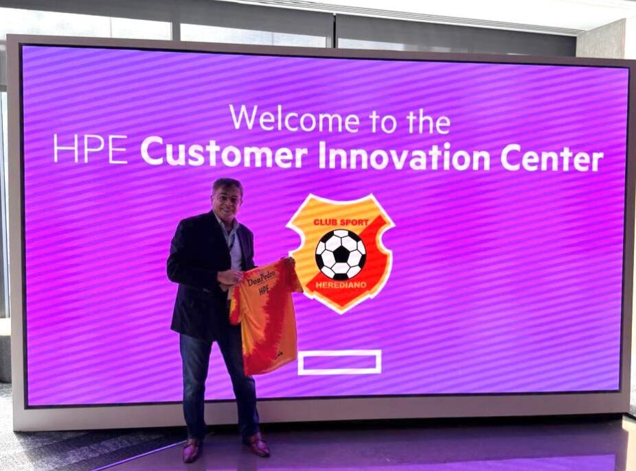 Arif Alí,
Gerente financiero del proyecto del nuevo estadio.
Alianza con la empresa Hewlett Packard Enterprise (HPE).
13 de febrero del 2025
Cortesía: Club Sport Herediano