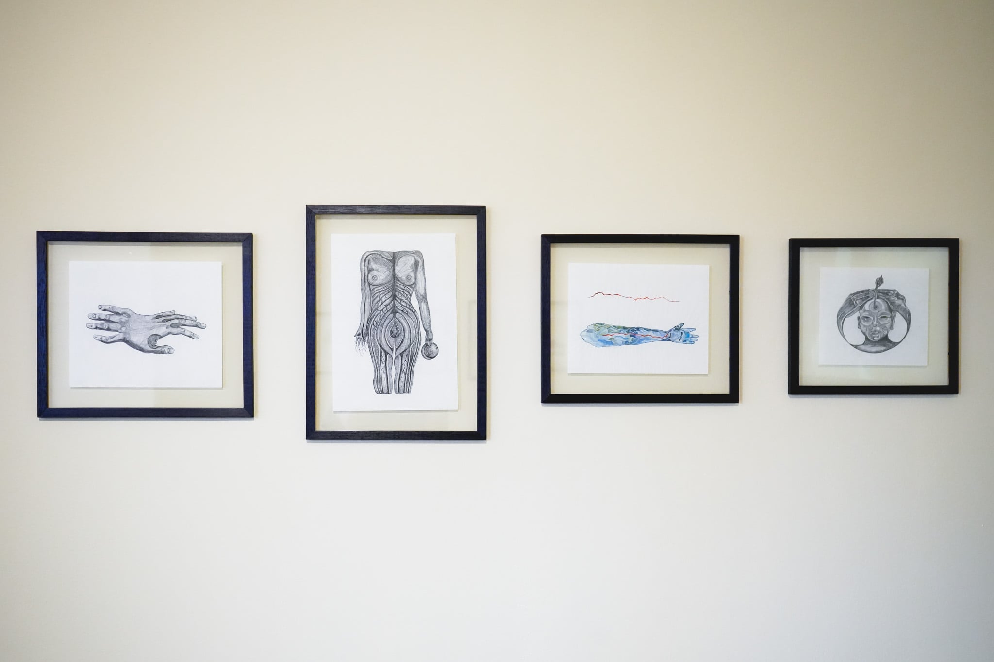 Verónica Navas explora identidades culturales y la vinculación con el territorio.