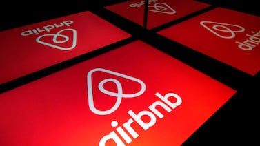 Leticia es anfitriona de Airbnb y también alquila a largo plazo: esto dice sobre ambos negocios