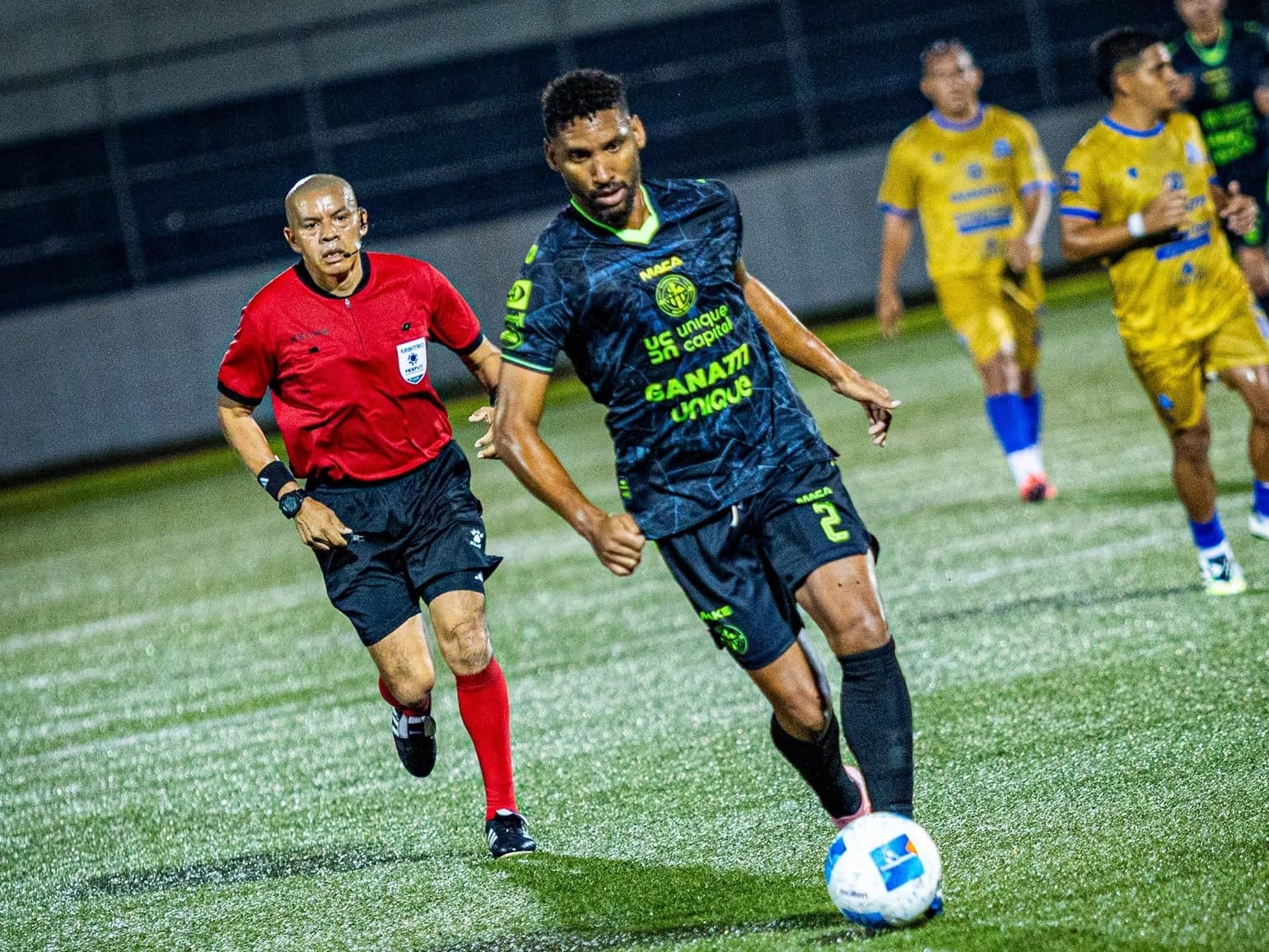 Marcel Hernández debutó con gol en El Salvador
