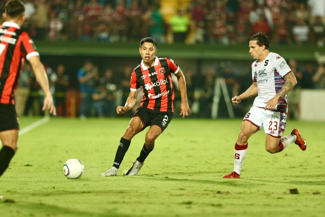 20/04/2024, Alajuela, Estadio Alejandro Morera Soto, partido de la jornada 19 del torneo de clausura 2024 entre Liga Deportiva Alajuelense y el Deportivo Saprissa.