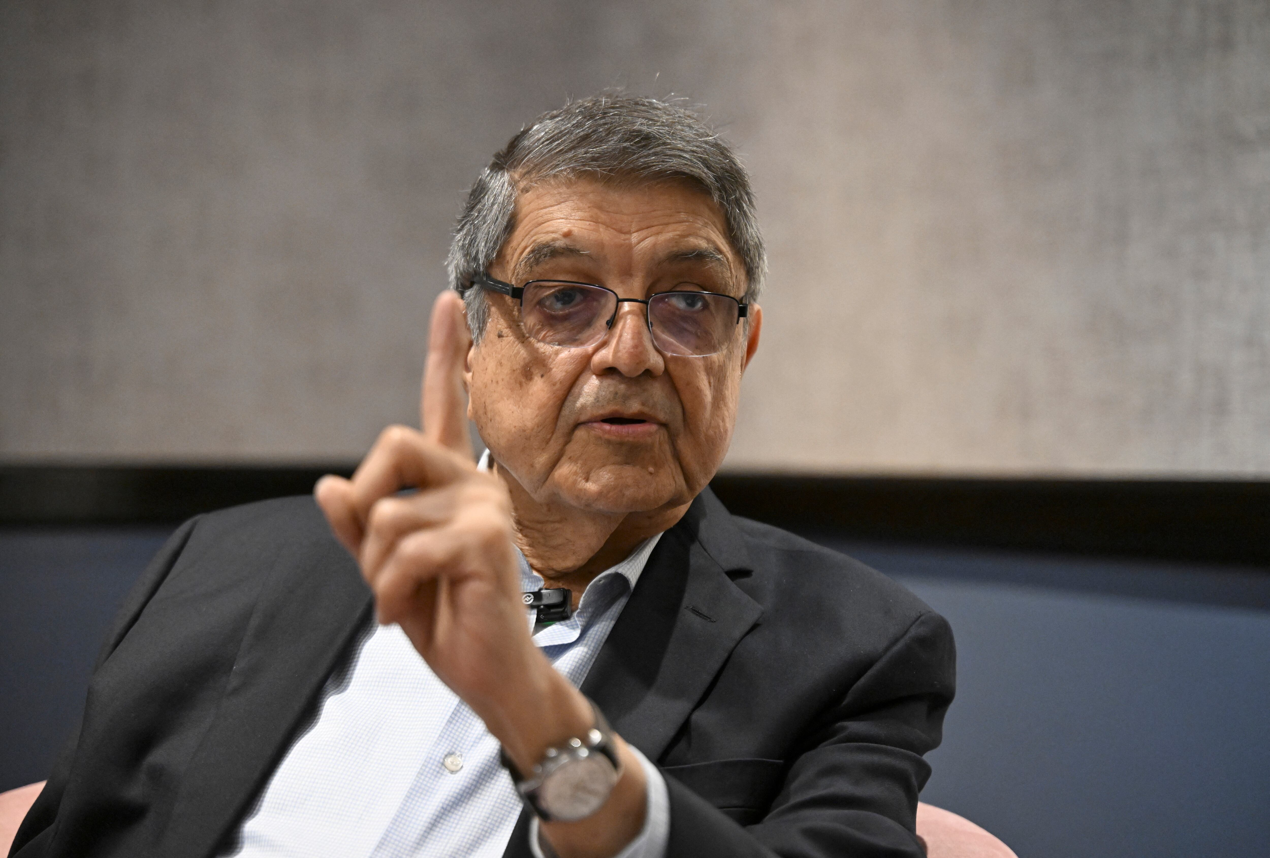 El escritor nicaragüense Sergio Ramírez durante una entrevista con la agencia AFP en Ciudad de Guatemala el 20 de mayo. Fotografía: