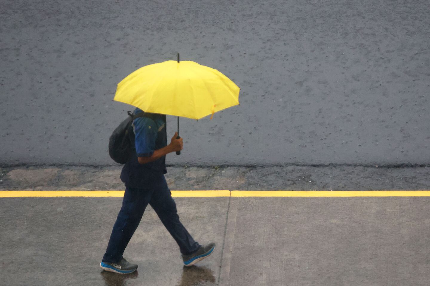 Lluvias y tormentas golpearán varias regiones de Costa Rica este viernes: así estará el clima por región