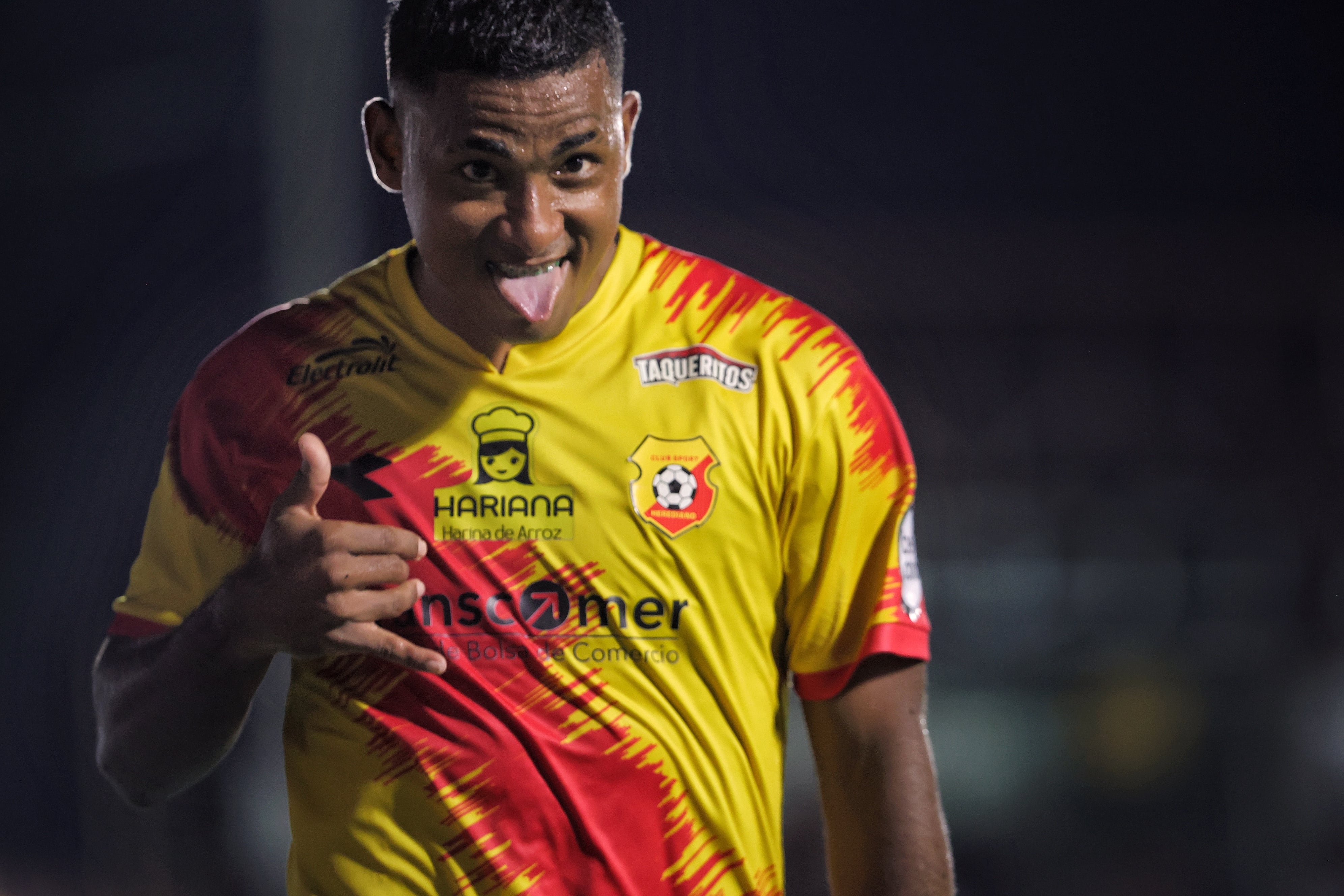 17/09/2025/ Juego entre el Club Sport Herediano vs Saprissa por el torneo apertura 2025 de la Liga Promerica en el estadio Carlos Alvarado / foto John Durán