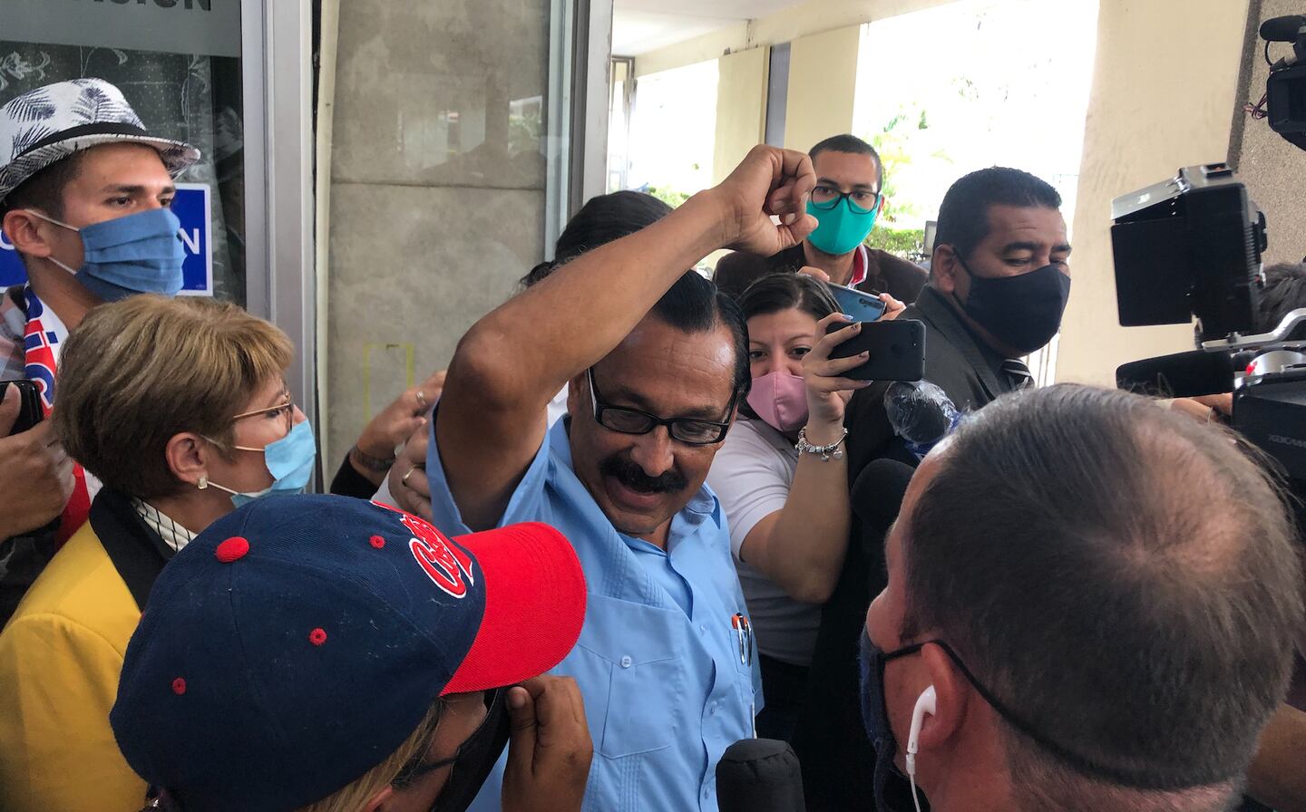 Célimo Guido afirmó salir victorioso de la audiencia de medidas cautelares este martes. Foto: Juan Diego Córdoba.