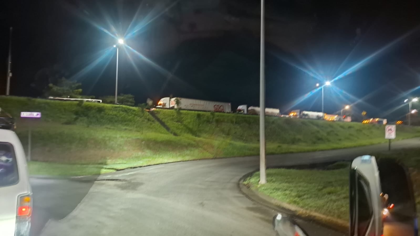 Colisión provoca presas en la ruta 27.
