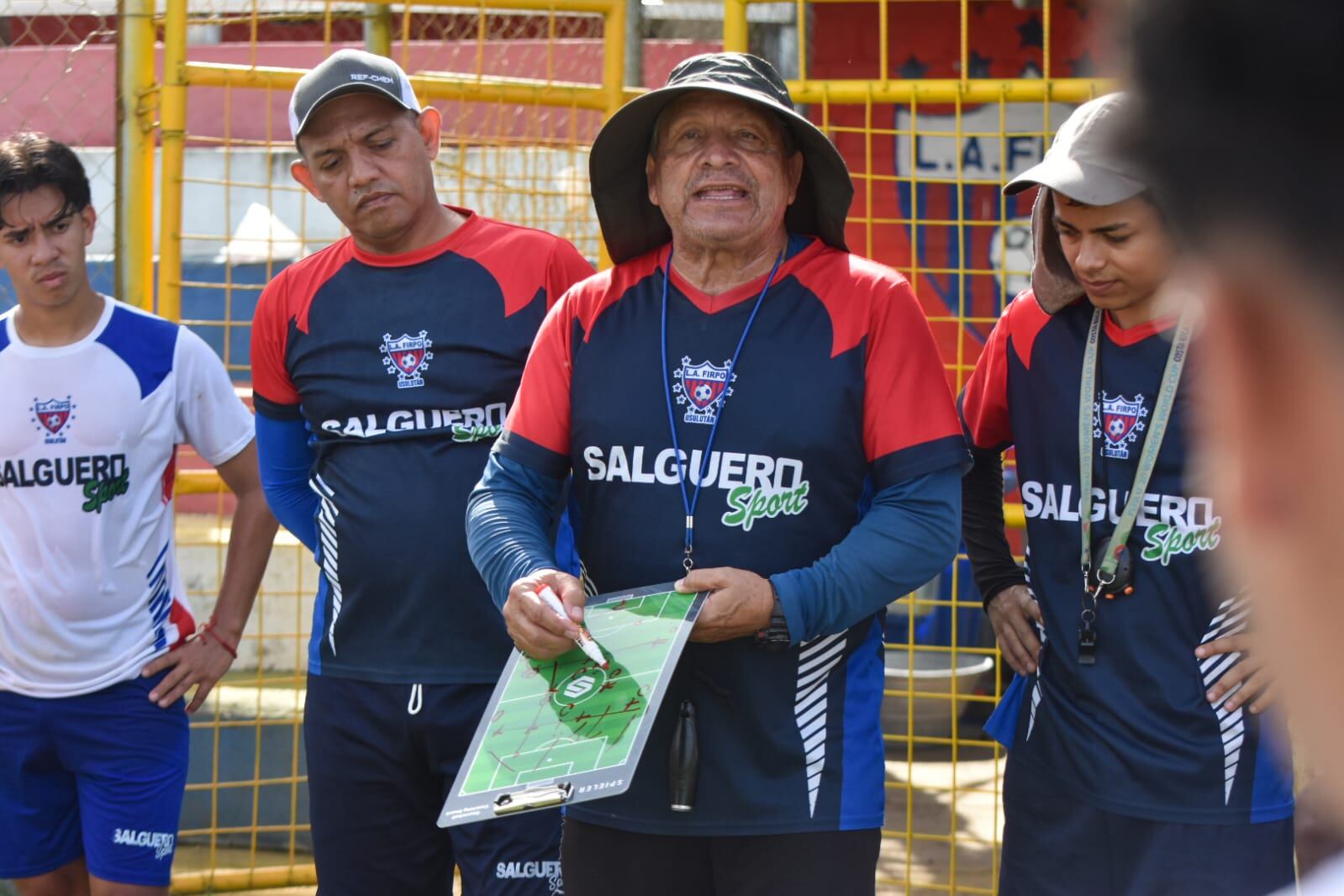 Marvin Solano realizó un trabajo mental, técnico y táctico para potenciar a los jugadores del Luis Ángel Firpo.