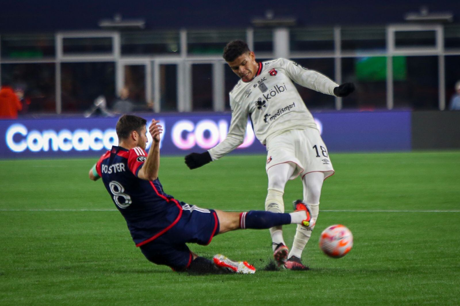 Liga Deportiva Alajuelense está viviendo una pesadilla contra New England Revolution.