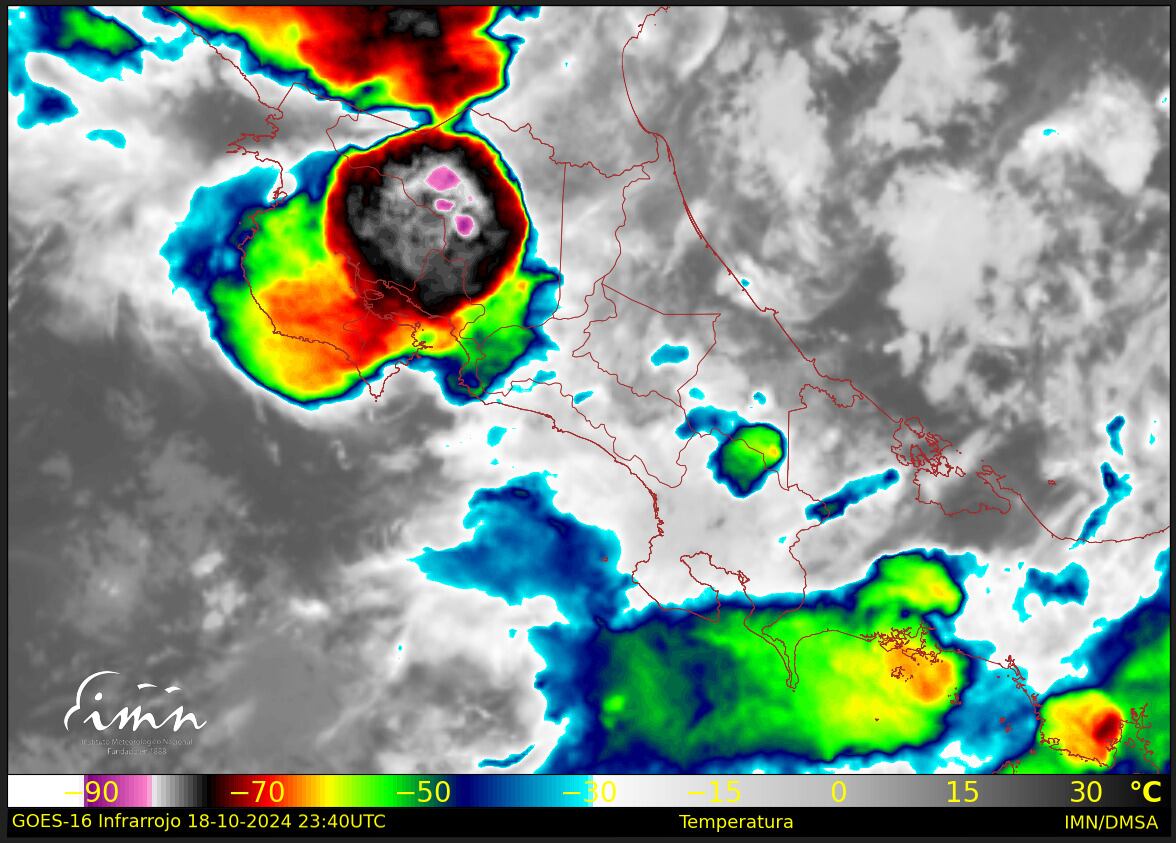 Imágenes satelitales del IMN muestran las zonas atmosféricas donde se está generando la formación de nubes verticales, cargadas de lluvia, sobre distintas regiones del país. (Foto: cortesía IMN)