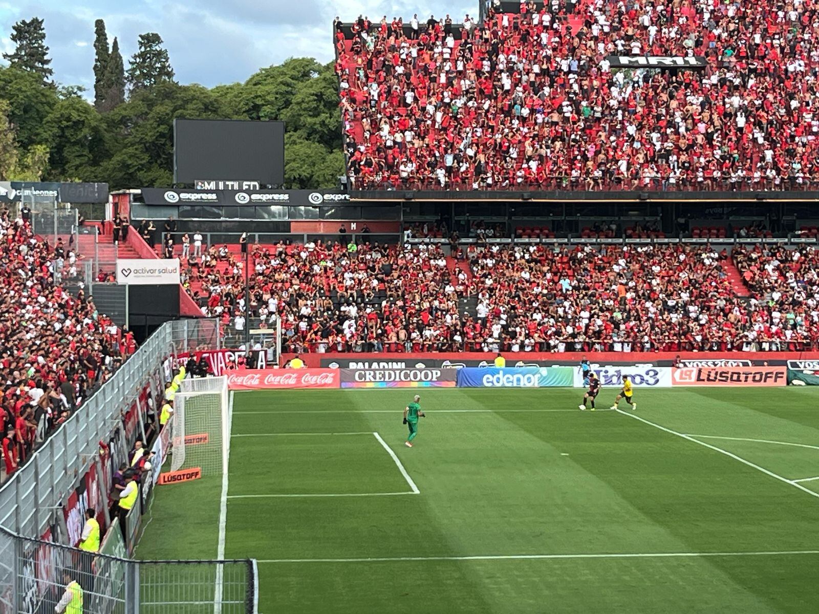 Keylor Navas es el líder de la zaga de Newell's.