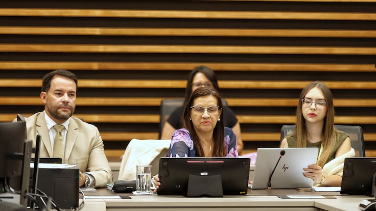 PPSO y FA aprueban metodología para evaluar a los 24 candidatos a suplentes de Sala Constitucional; PLN se opuso