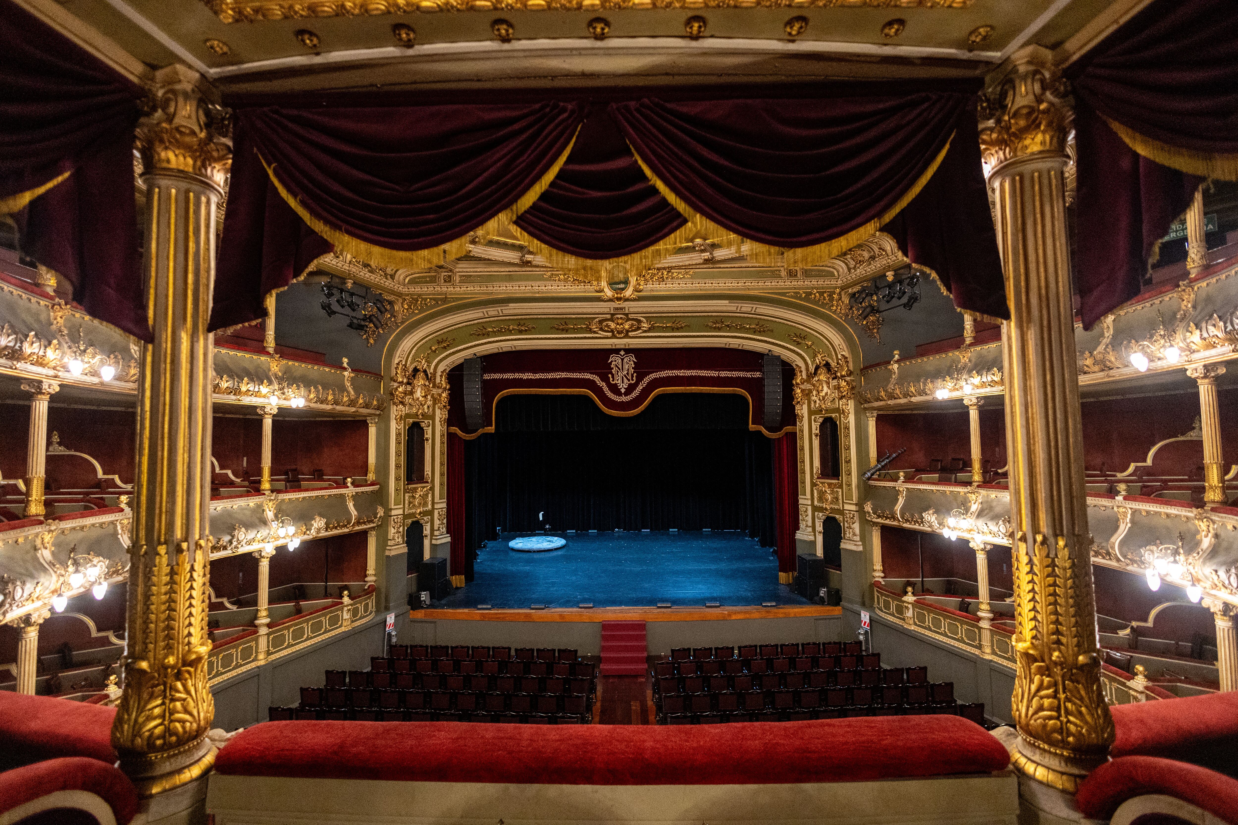 Fotos al Teatro Nacional