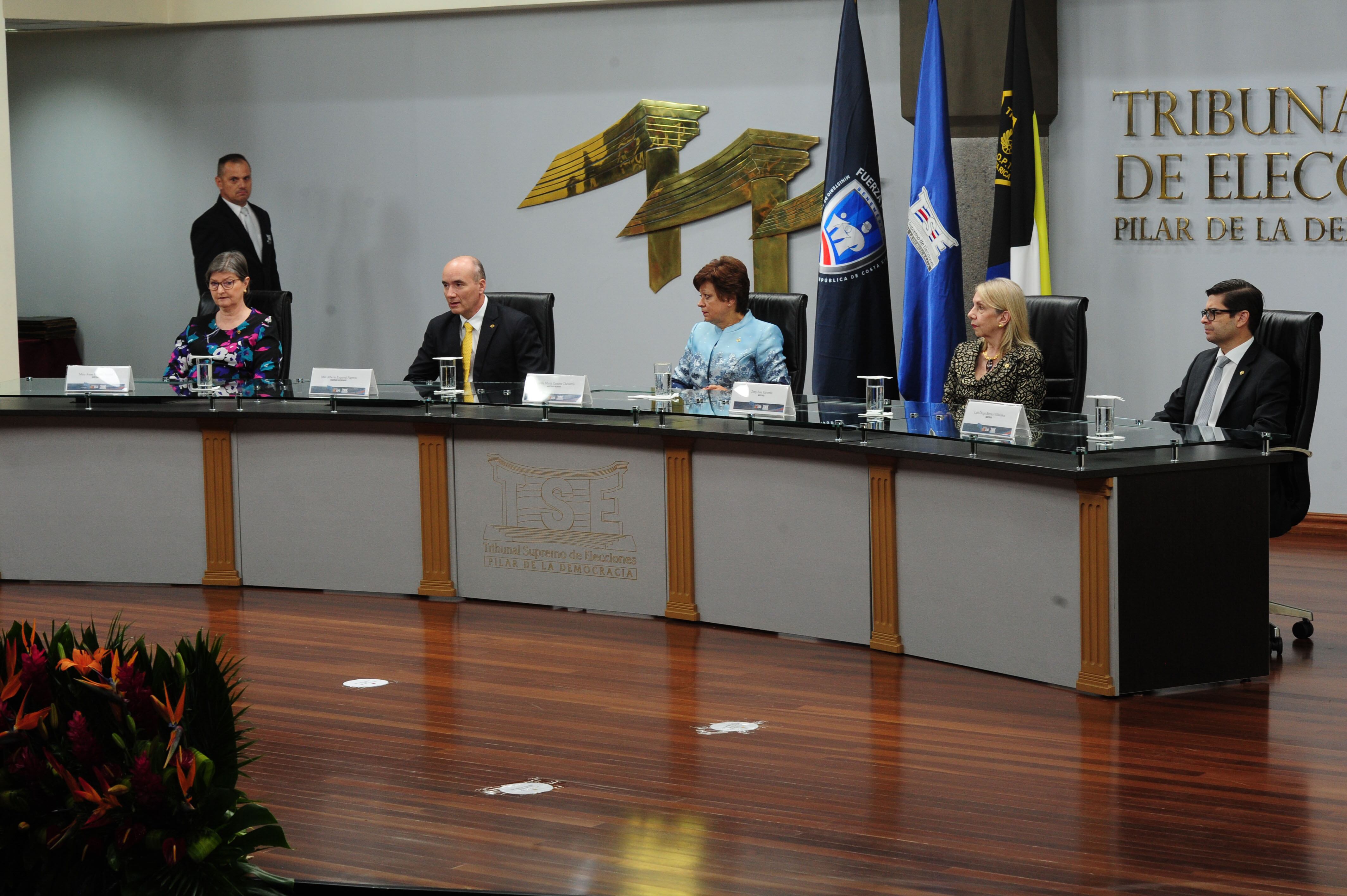 TSE Entrega de credenciales a Alcaldes electos