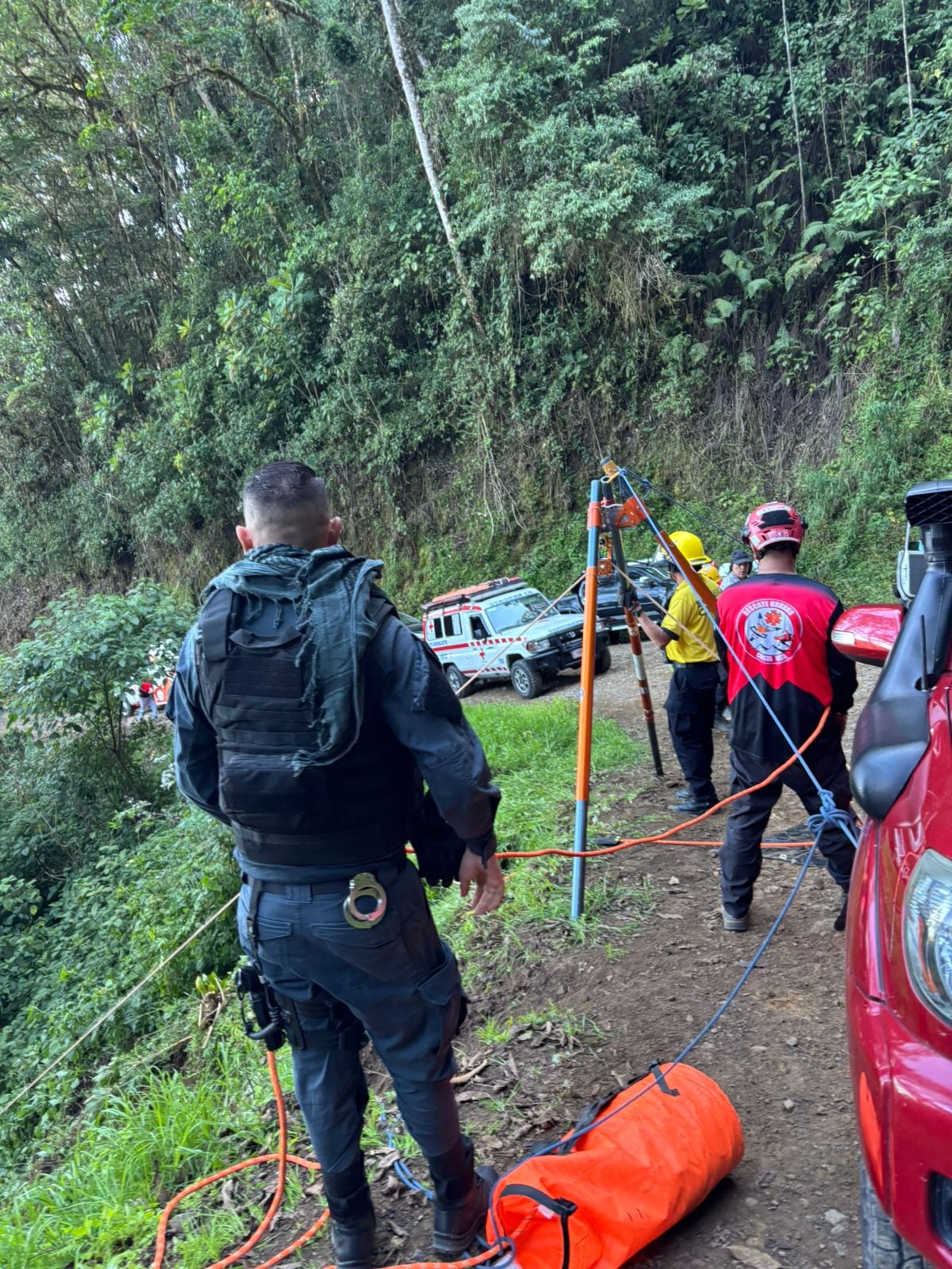 El accidente ocurrió la mañana de este martes 21 de abril en Copey de Dota.
