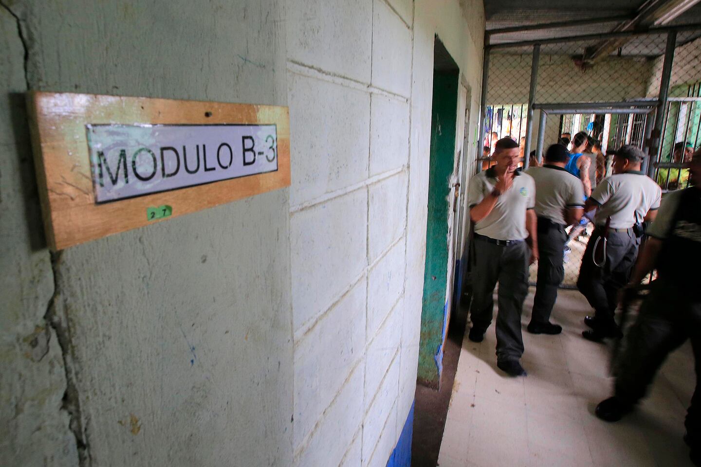 Privado de libertad muere tras riña con arma blanca en cárcel de Puntarenas