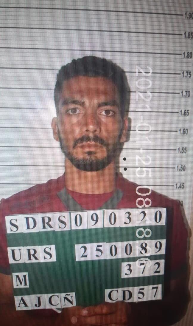 Aunque muchos en Sarapiquí afirman haberlo visto, el sujeto que se fugó del OIJ de Sarapiquí sigue sin aparecer, pese a costoso operativo. Foto. OIJ.