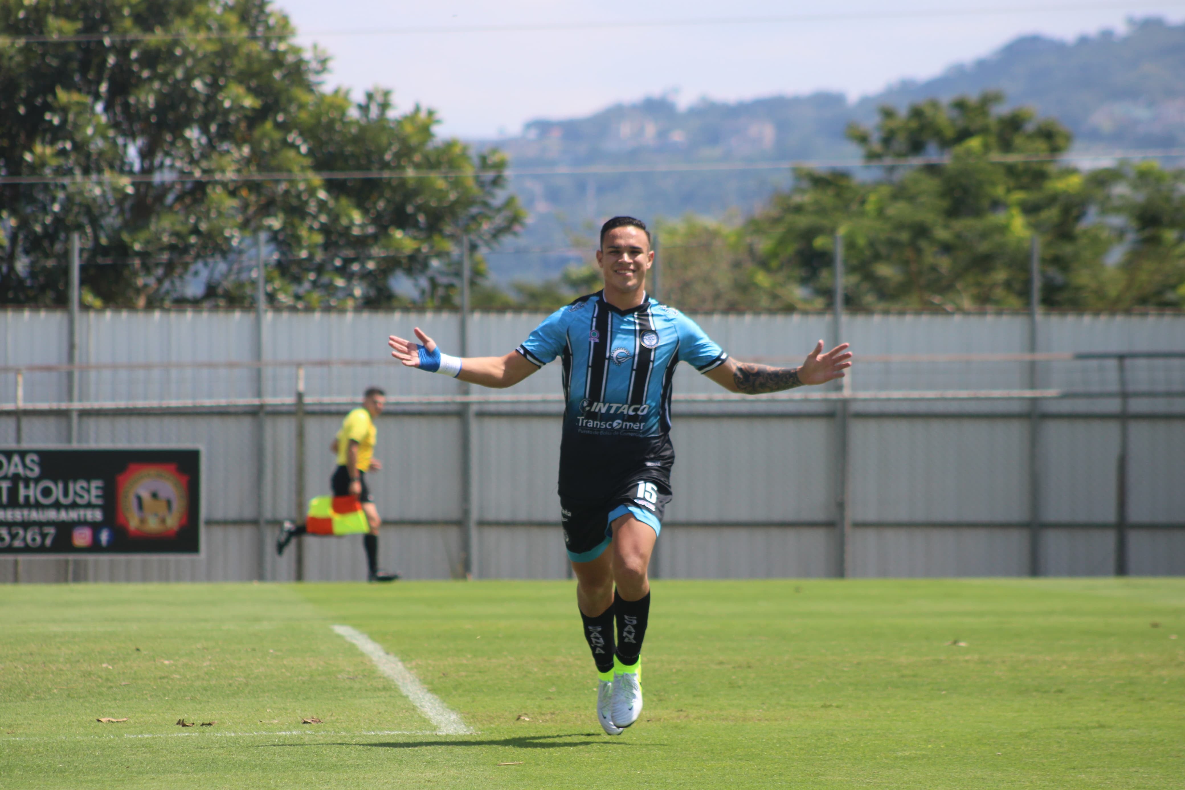 Adrián Chévez, Santa Ana FC