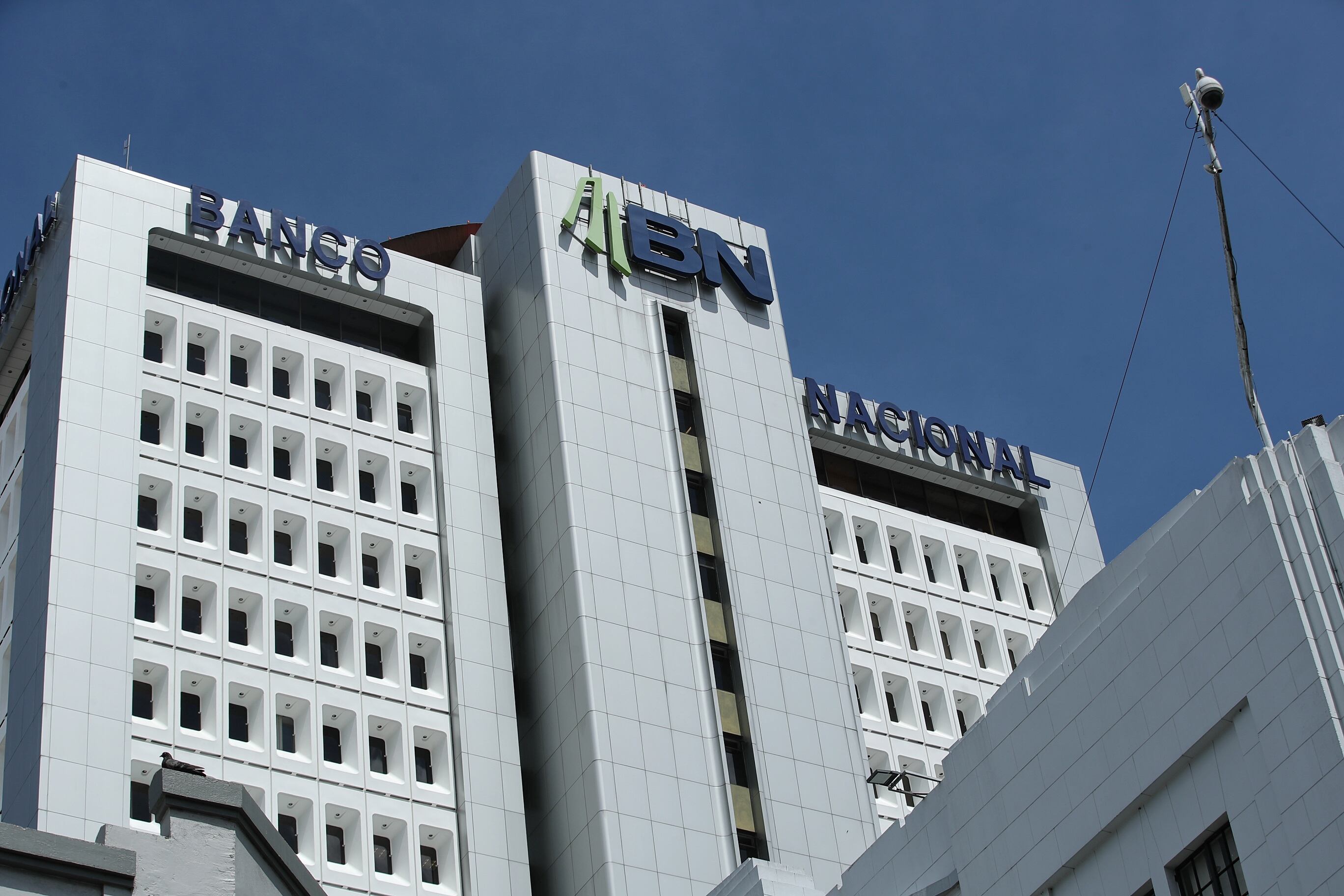 13/02/2024/ recorrido por bancos. Diferentes ángulos de sus fachadas / en la imagen Banco Nacional sucursal principal en San José centro / Foto John Durán