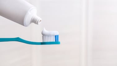 Ministerio de Salud y Colegio de Dentistas investigan aparentes reacciones alérgicas a una pasta dental