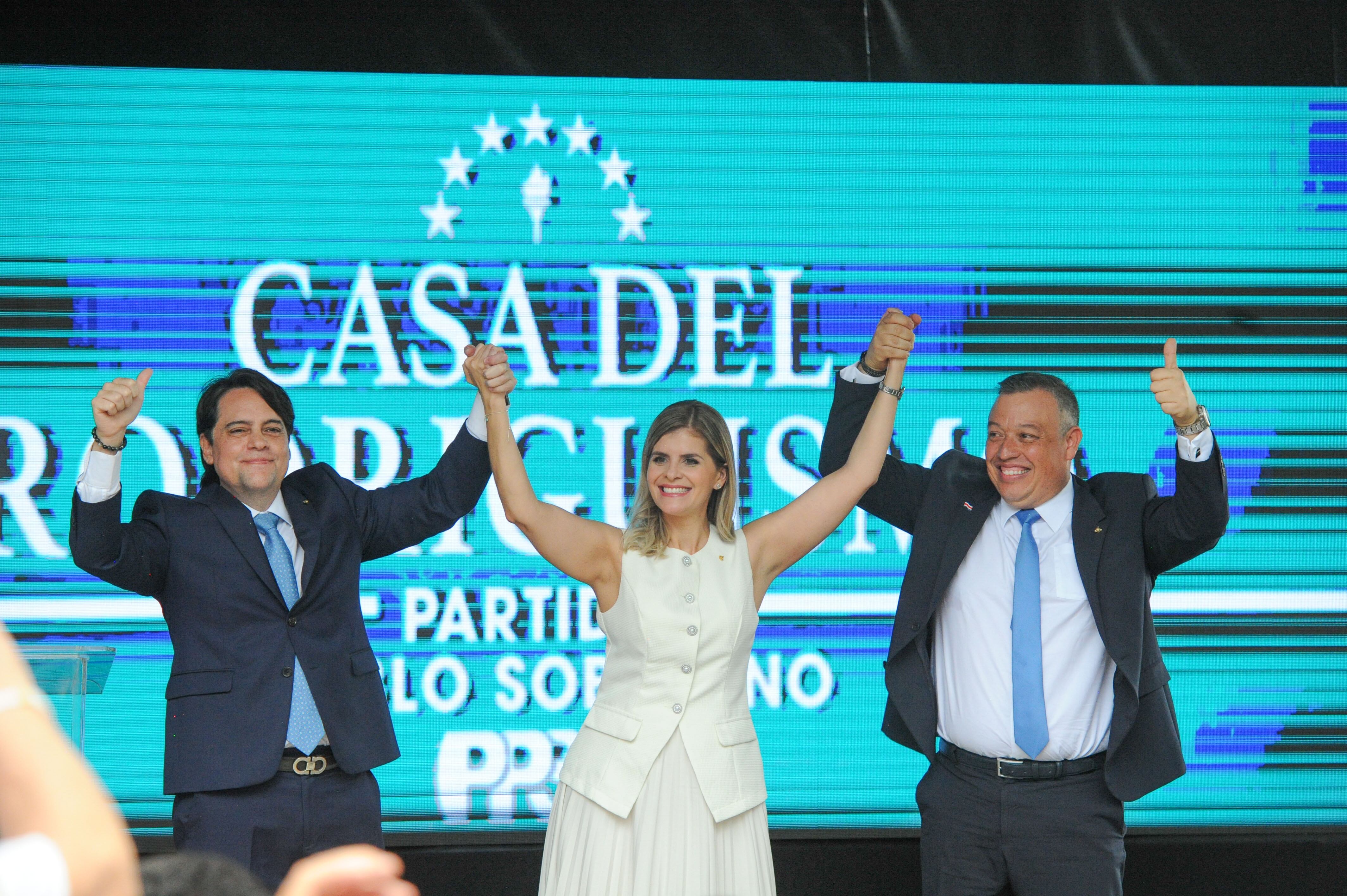 Partido Pueblo Soberano Sra Laura Fernández