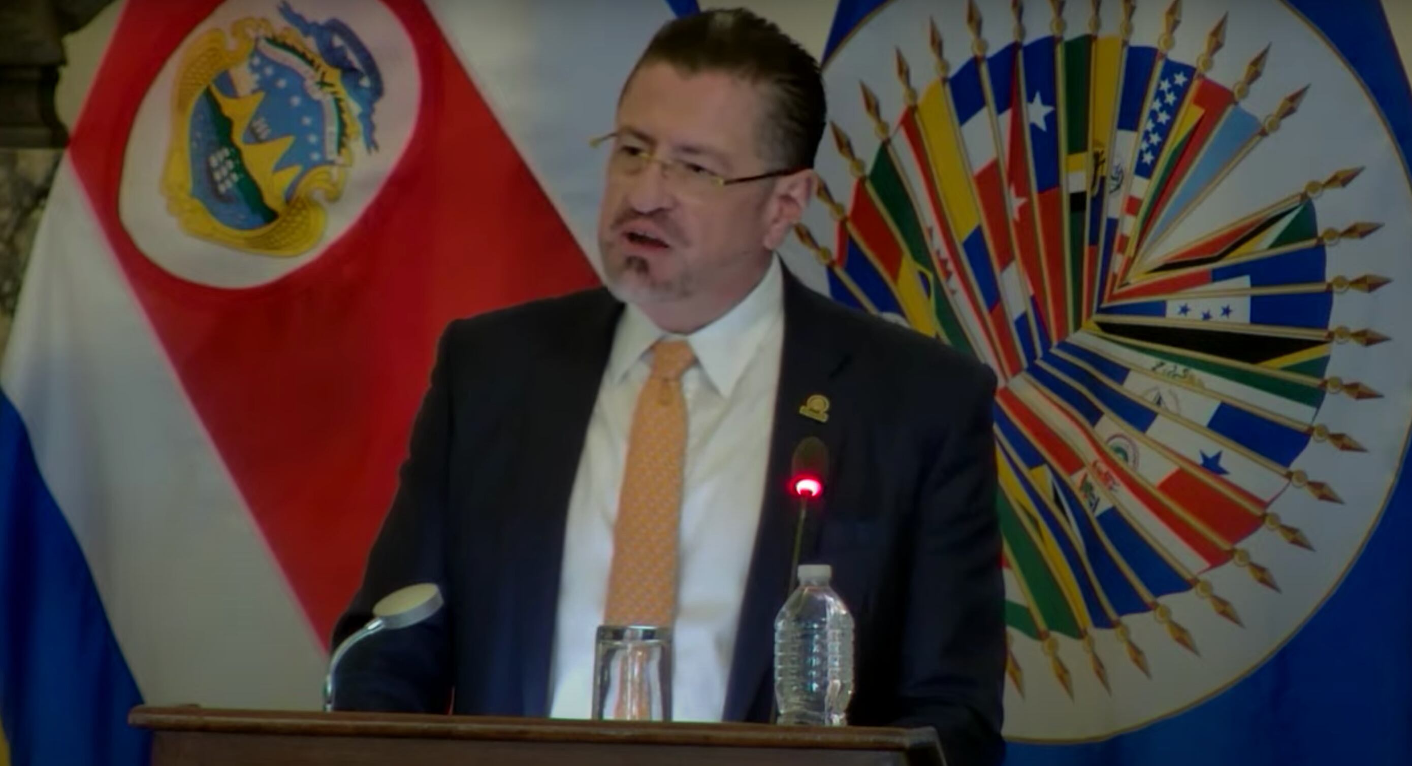 El presidente Chaves completó su agenda de compromisos públicos en Washington, con un discurso ante el Consejo Permanente de la OEA. Foto: Captura de pantalla OEA