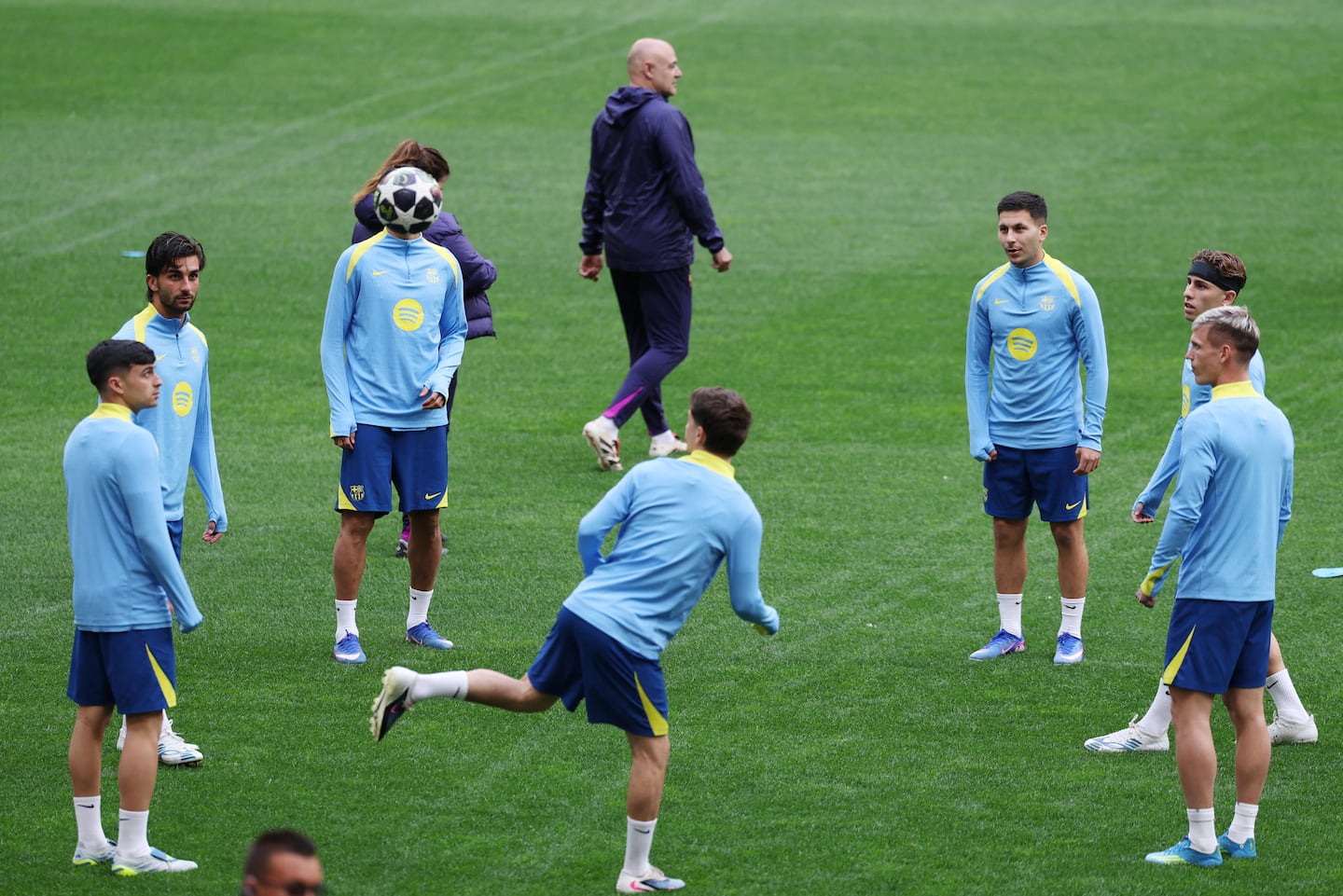 El Barcelona se encomienda a la magia de Lamine para remontar ante el Atlético