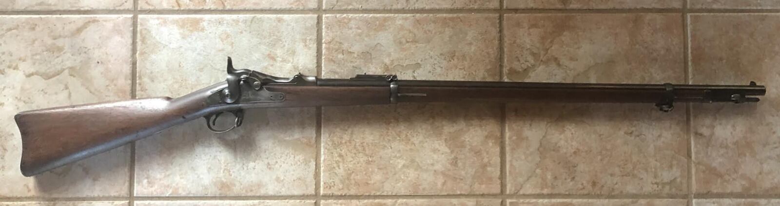 En el correo amenazante el remitente afirmó que utilizaría esta escopeta en su ataque a la UNA.