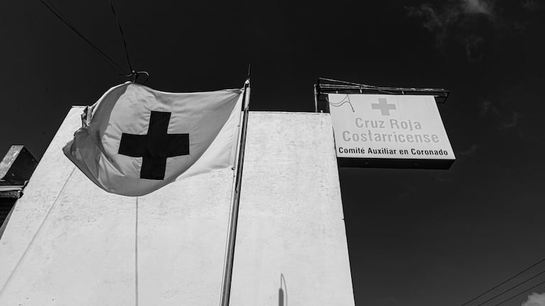 Cruz Roja enfrenta crisis financiera que llevaría a reducir jornadas y eliminar rescates acuáticos y en montaña
