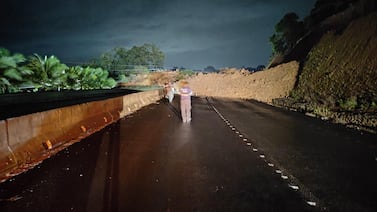 Cruz Roja descarta personas afectadas tras deslizamiento en ruta 32