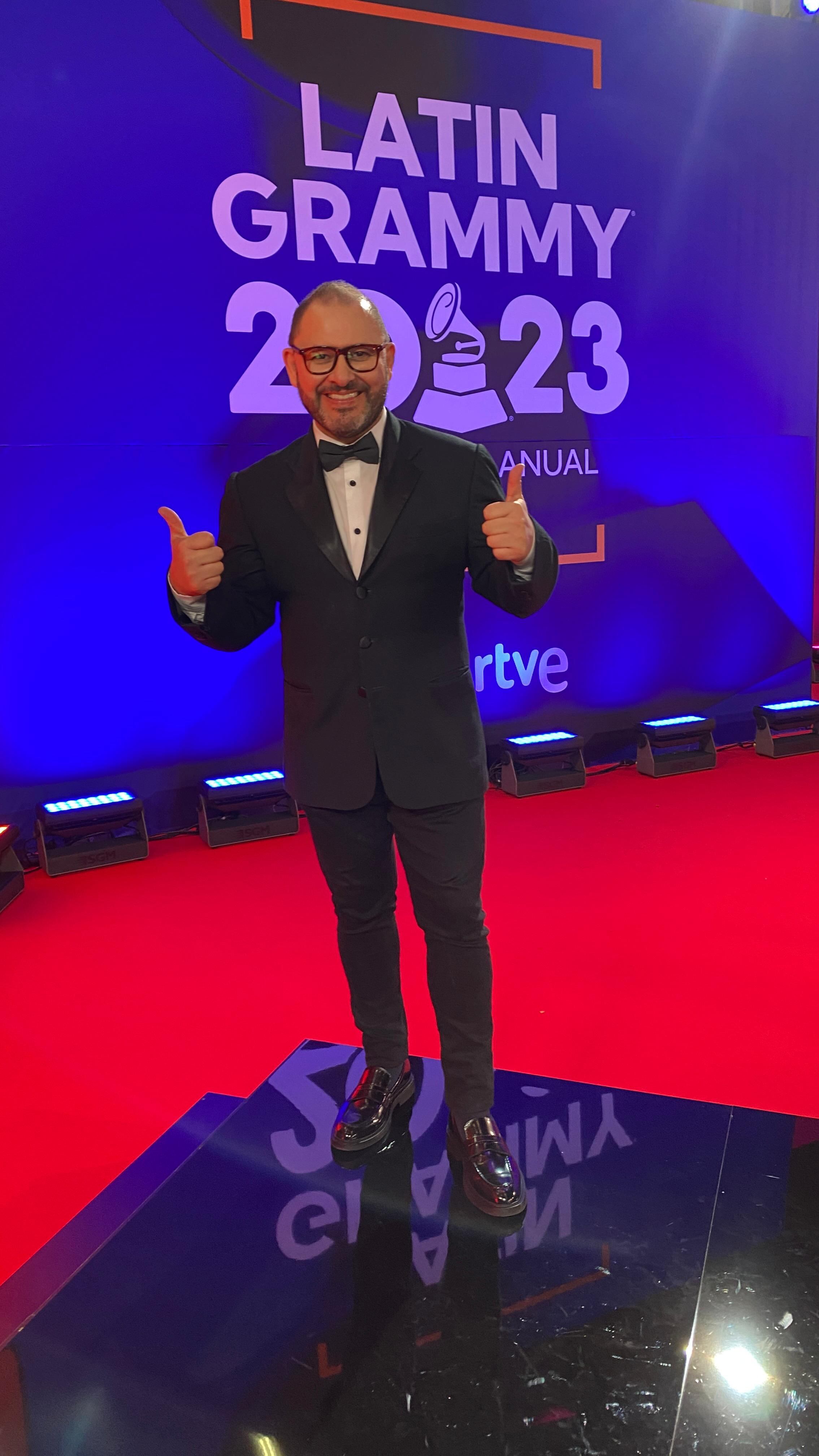 El productor costarricense Jorge Castro asistió a la premiación de los Latin Grammy 2023, en Sevilla, España.