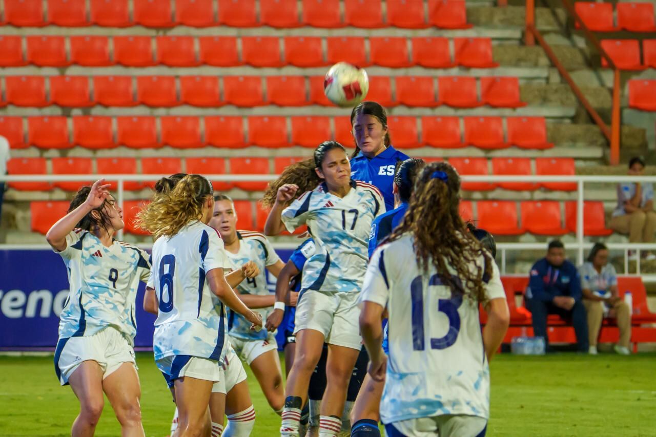 Costa Rica vs. El Salvador
Juegos Centroamericanos y del Caribe Santo Domingo 2026
2 de agosto del 2026
Fotografías: Fedefutbol