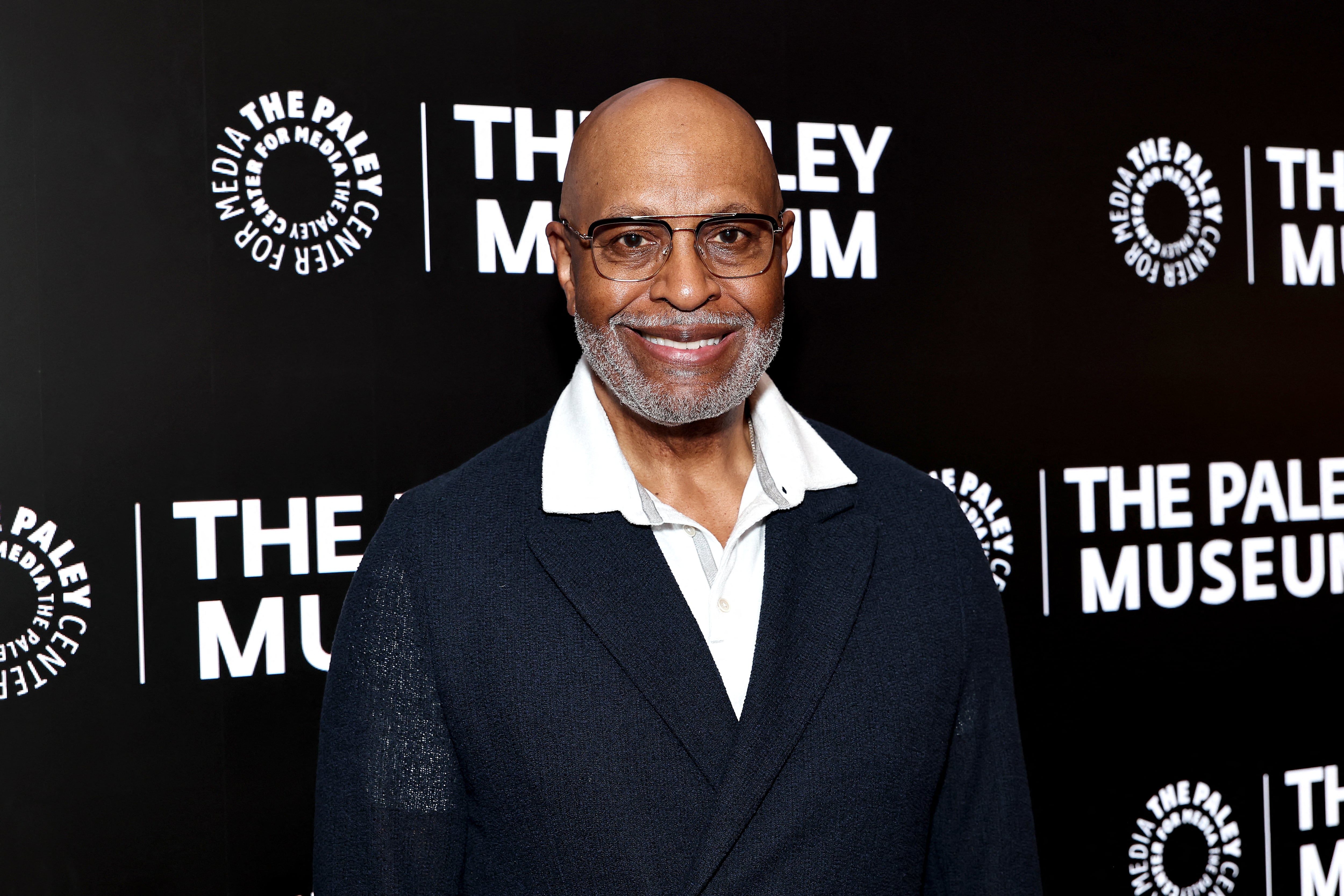 James Pickens Jr. asistió el 7 de mayo de 2025 a la celebración por los 20 años de Shondaland, en el museo Paley, en Nueva York.