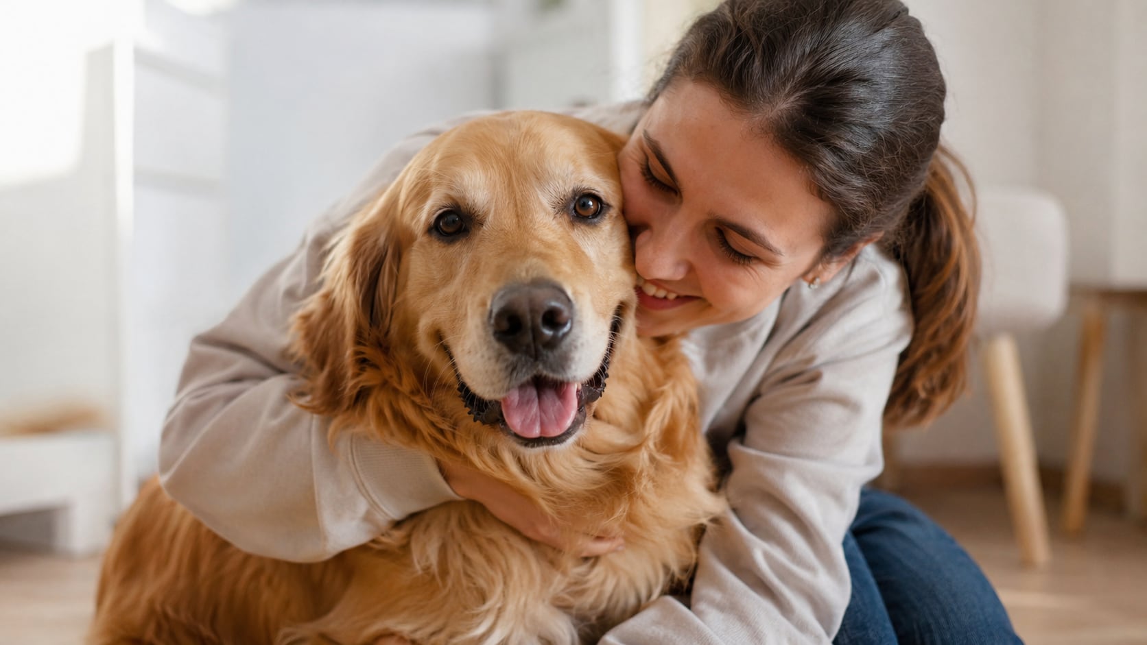 Científicos detectaron genes comunes entre humanos y golden retrievers relacionados con inteligencia, miedo y comportamiento social