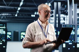 La infraestructura detrás del clic: ¿Cómo los centros de datos hacen posible nuestra vida diaria?