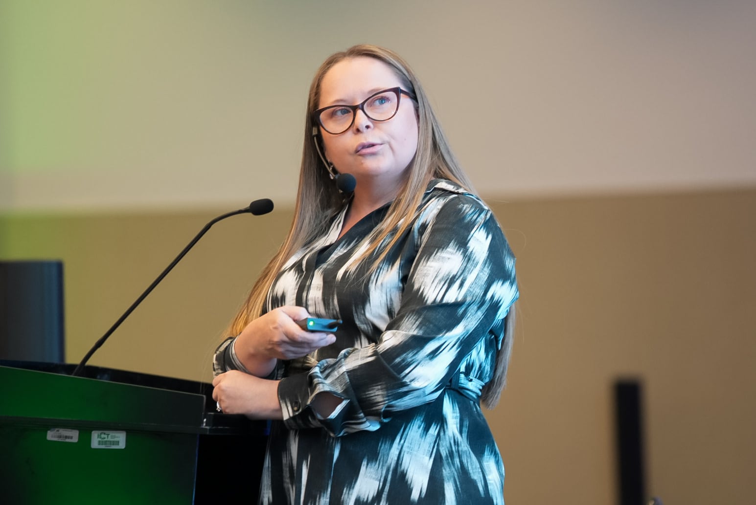 30/01/025. Lab ideas junto a Holcomb. Centro de Convenciones, Heredia. Fotografía: Lilly Arce.