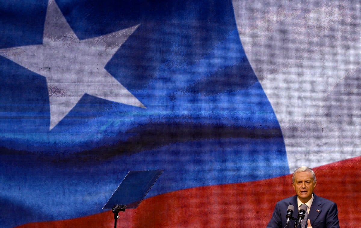 Chile's presidential candidate Jose Antonio Kast, of the Partido Republicano party, gives a speech as he celebrates the results of the presidential runoff election in Santiago on December 14, 2025. Chilean voters elected Jose Antonio Kast, the most right-wing president in 35 years of democracy, with a thumping 58 percent of votes and his rival Jeannette Jara conceding defeat, according to official results on December 14, 2025. (Photo by Eitan ABRAMOVICH / AFP)