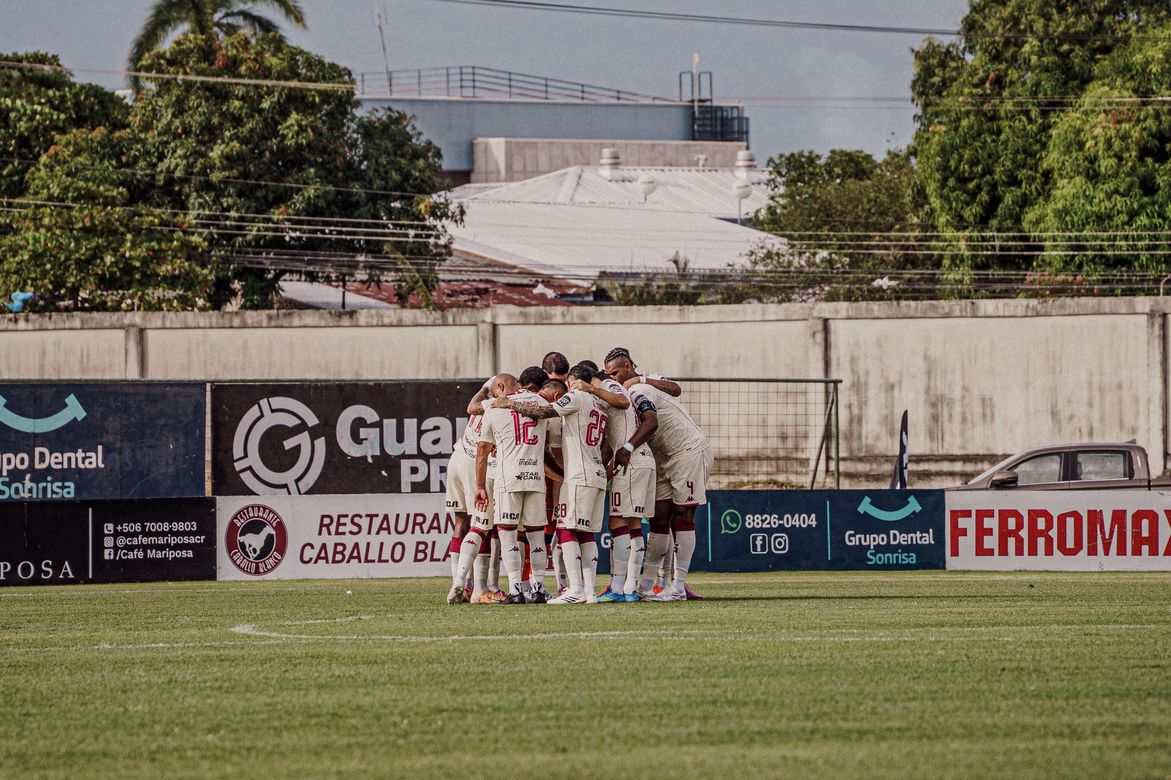 El empate de visita ante Liberia es un buen negocio para Saprissa, en el inicio de esta serie semifinal que se resolverá el domingo en Tibás.