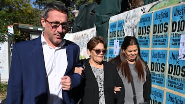 Maradona sigue sin descansar en paz: fallo judicial contra hermanas por presunto fraude con su marca