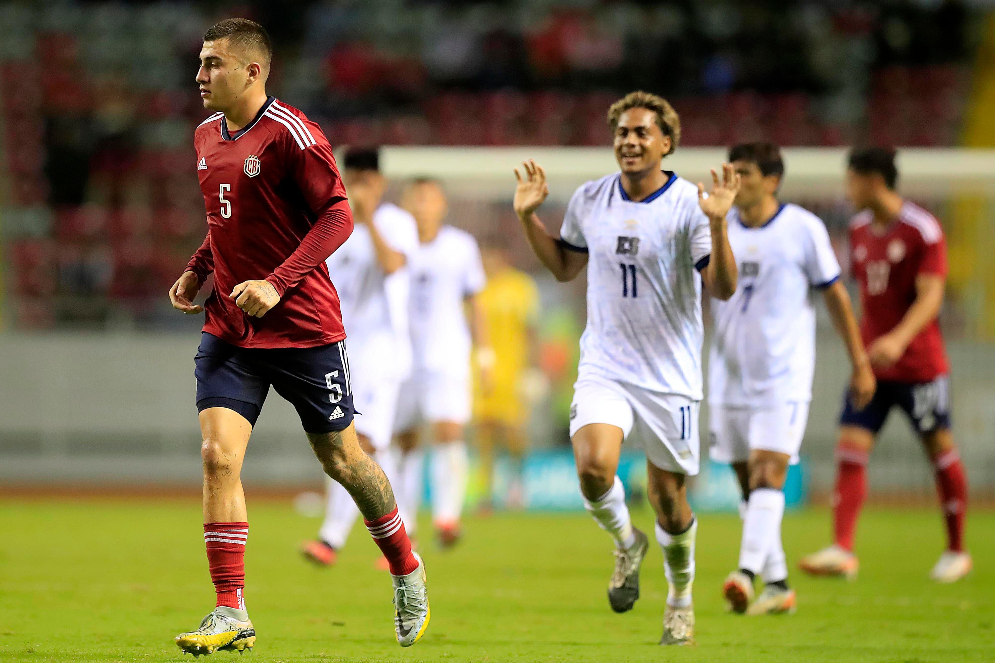 02/02/2024 Estadio Nacional, La Sabana. La Selección Nacional de Costa Rica recibió a su similar de El Salvaldor, en partido amistoso o de fogueo previo al importantísimo juego de La Sele, del próximo mes frente a Honduras, donde se jugará la clasificación a la Copa América. Foto: Rafael Pacheco Granados
