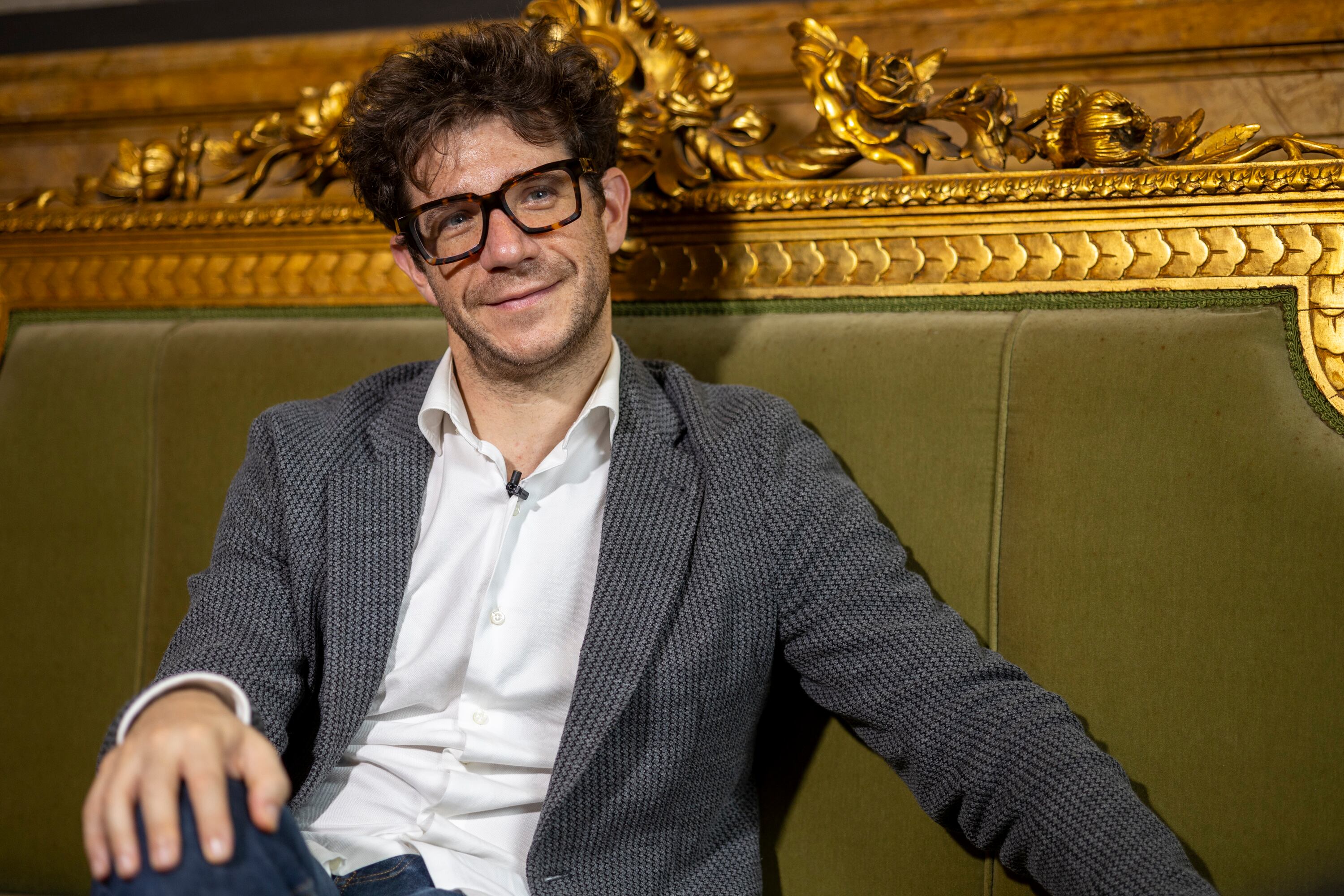 25/02/2025, San José, Teatro Nacional, entrevista con el nuevo director de la Sinfónica Nacional, Andrés Salado.