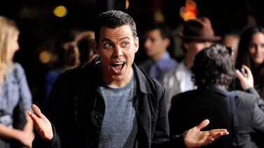 Detienen a actor de 'Jackass' por escalar una grúa en Hollywood