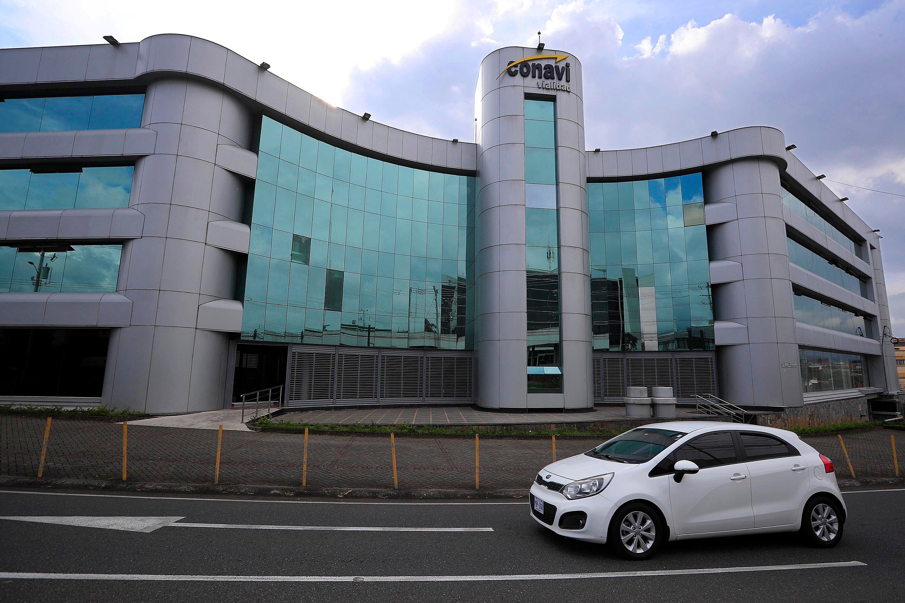 Auditoría revela graves deficiencias en contratos de conservación vial del Conavi