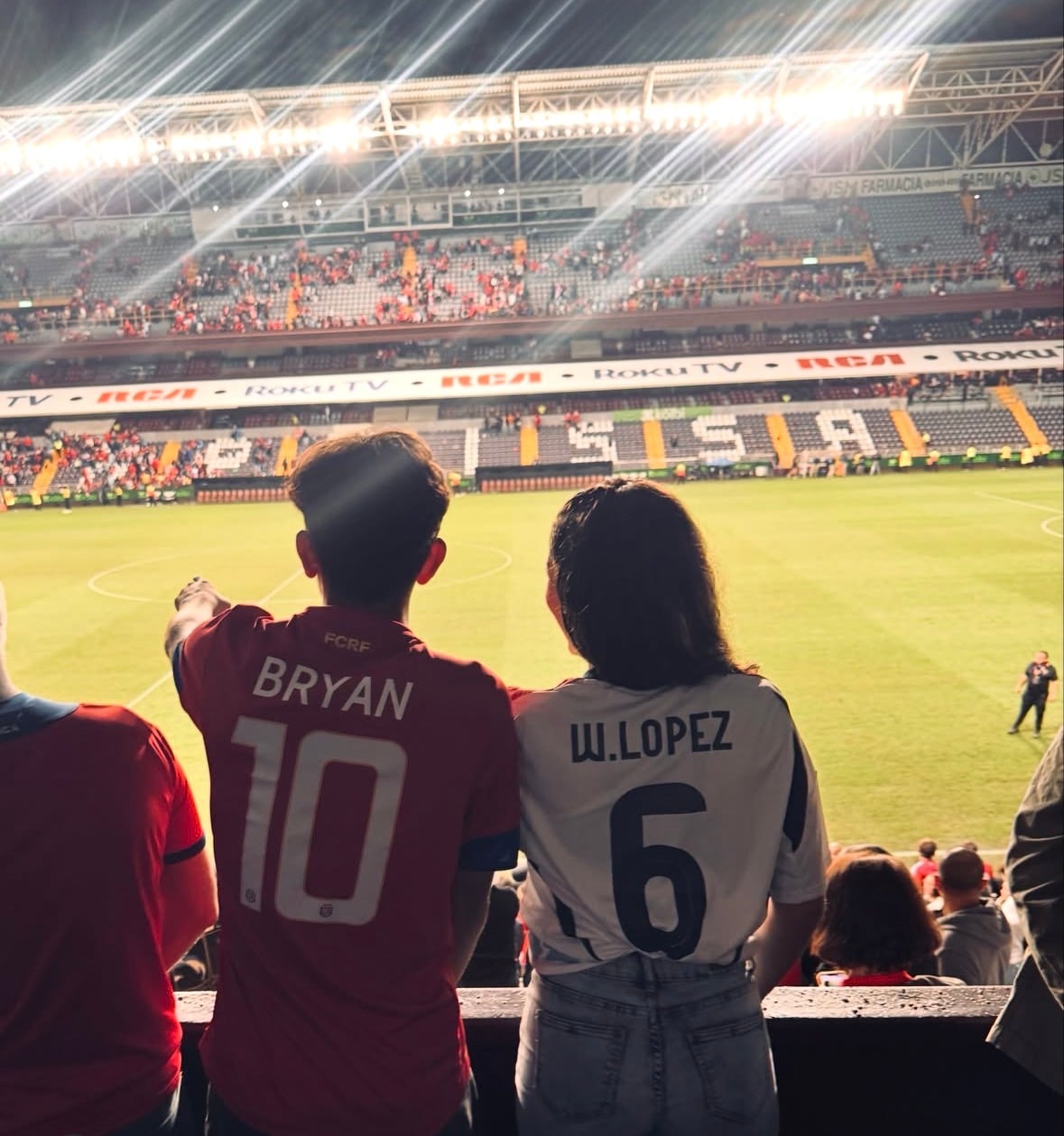 Mathías Ruiz y Wyzangel López se tomaron esta fotografía que se volvió viral.