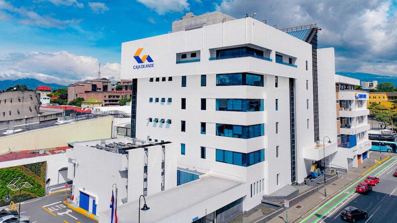 Gestión de Caja de ANDE en 2025 destacó por acceso a créditos, educación financiera y mejoras en servicios digitales