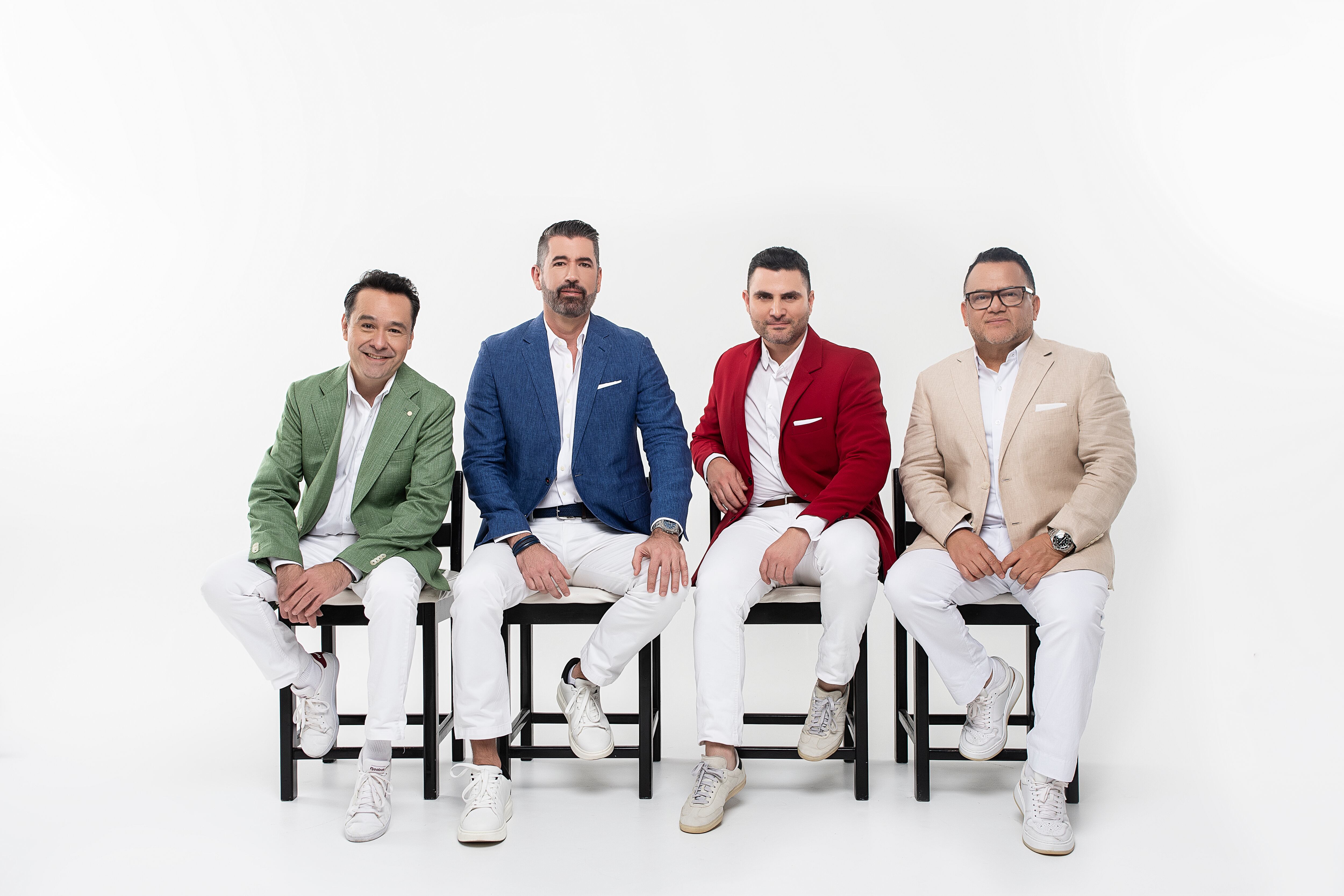 Imágenes de músicos costarricenses de grupos como Malpaís, Los Tenores, oerquesta Lubín Barahona en conciertos.