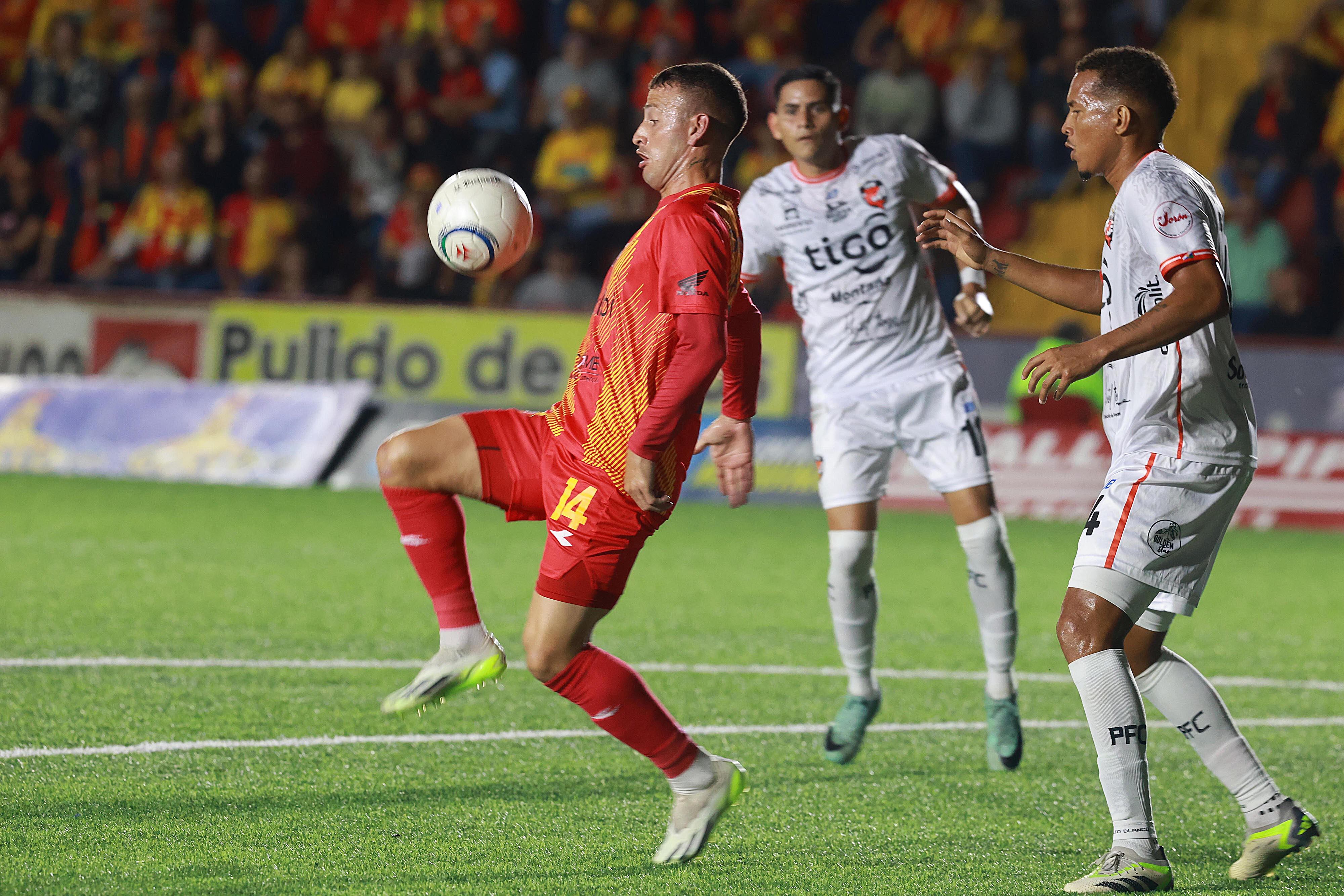 08/05/2024 Estadio Carlos Alvarado, Santa Bárbara. El Club Sport Herediano recibió a Puntarenas FC en partido de la Jornada 21 del Torneo de Clausura, Copa Promérica 2024. Foto: Rafael Pacheco Granados