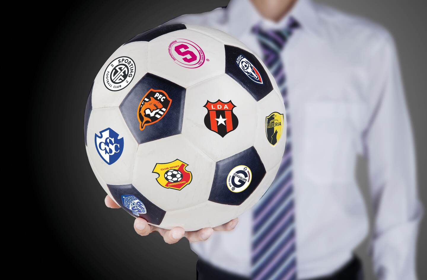 'La Nación' investigó quiénes son los dueños de los equipos de fútbol en Costa Rica.